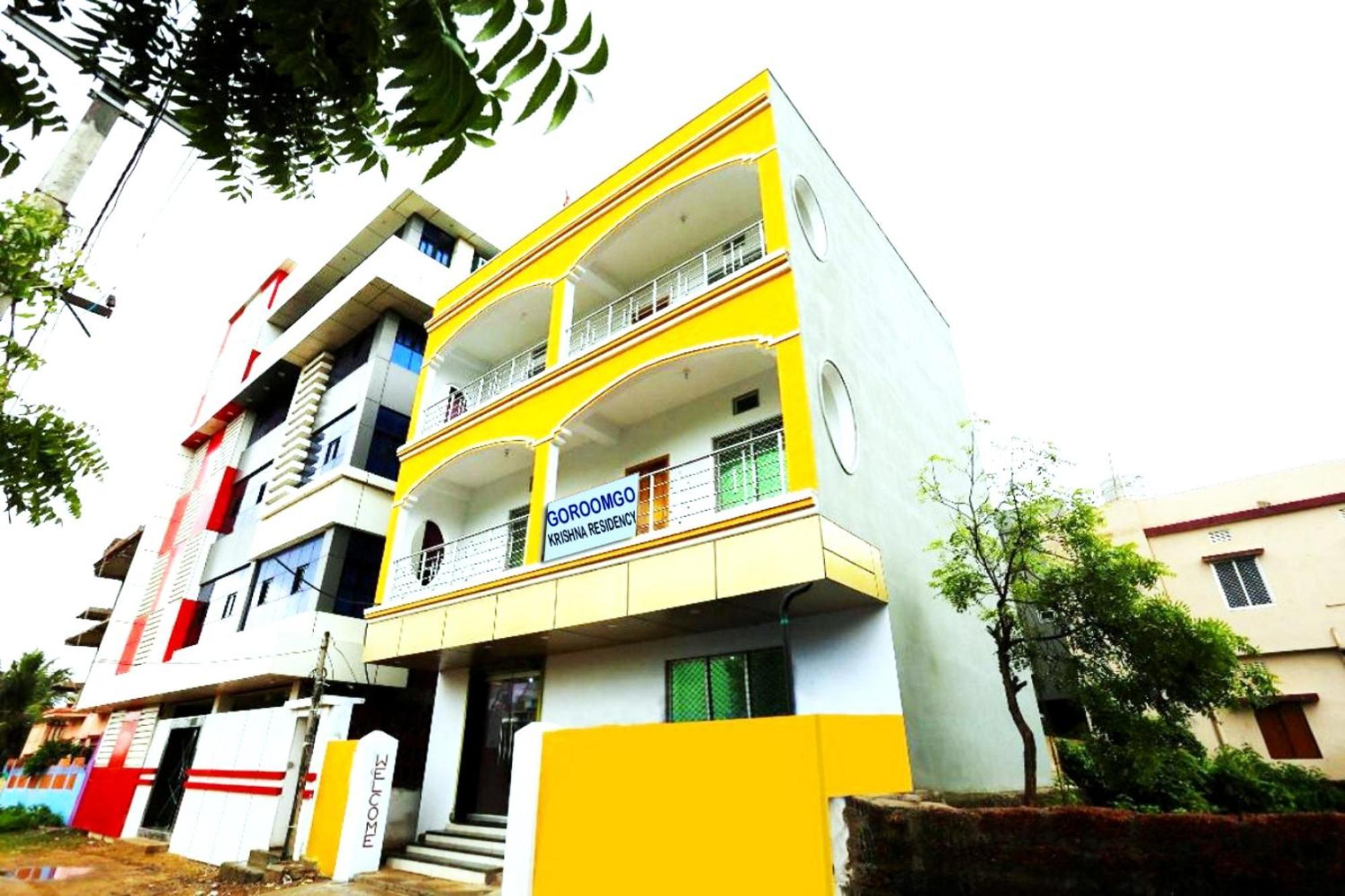 Goroomgo Krishna Residency: Beachside Comfort with Award-Winning Service Puri Exterior photo