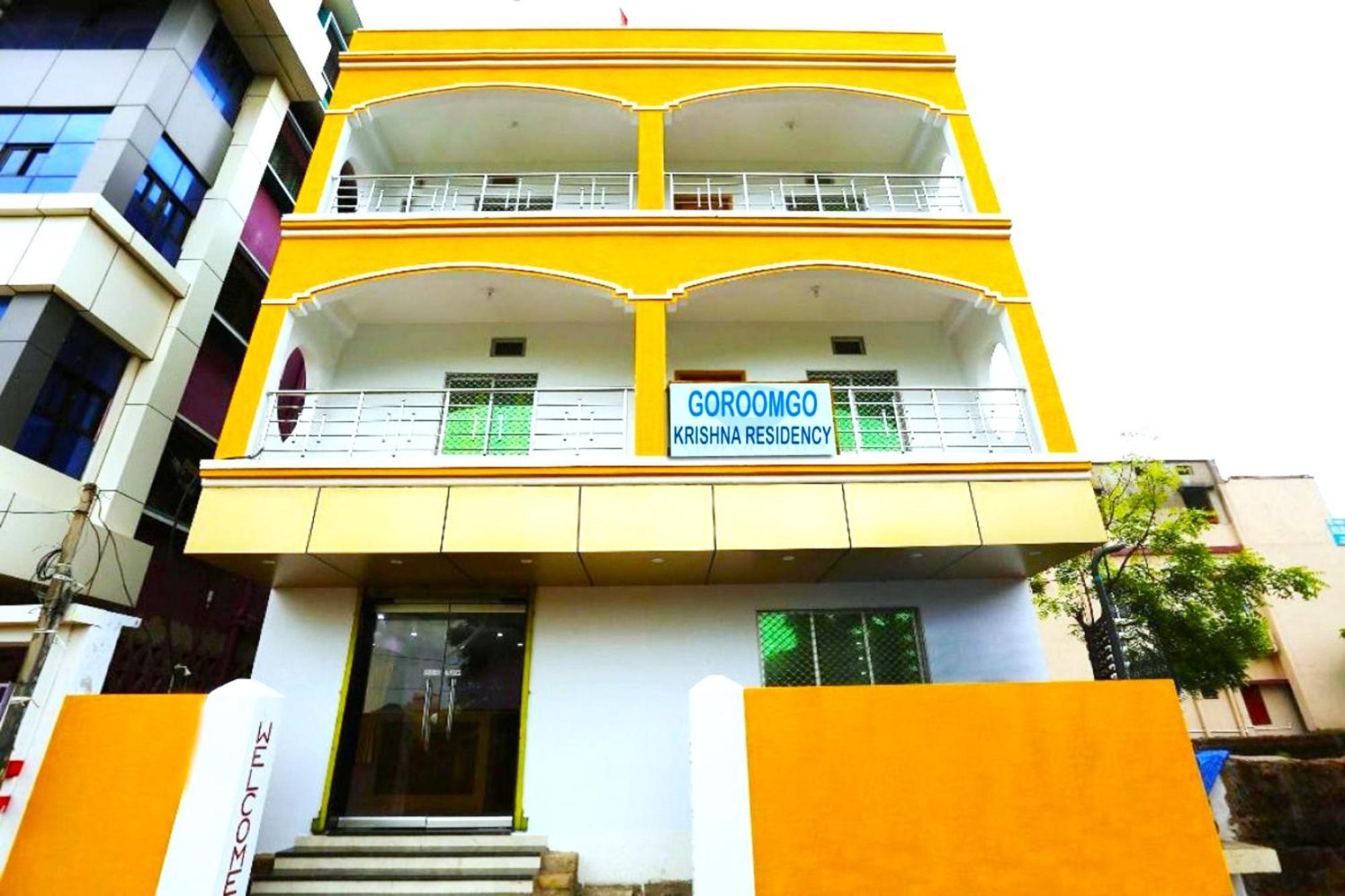 Goroomgo Krishna Residency: Beachside Comfort with Award-Winning Service Puri Exterior photo
