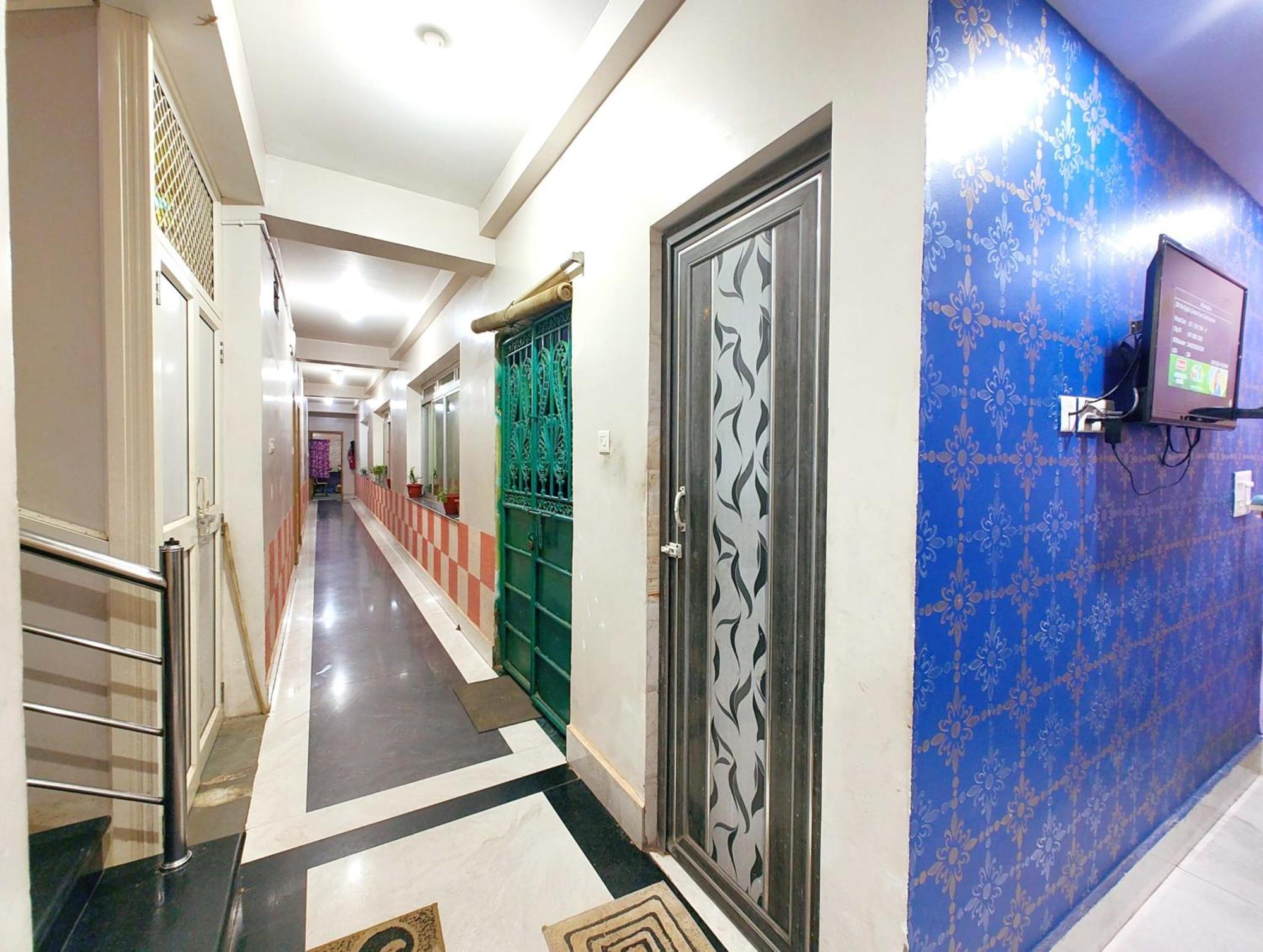 Goroomgo Krishna Residency: Beachside Comfort with Award-Winning Service Puri Exterior photo