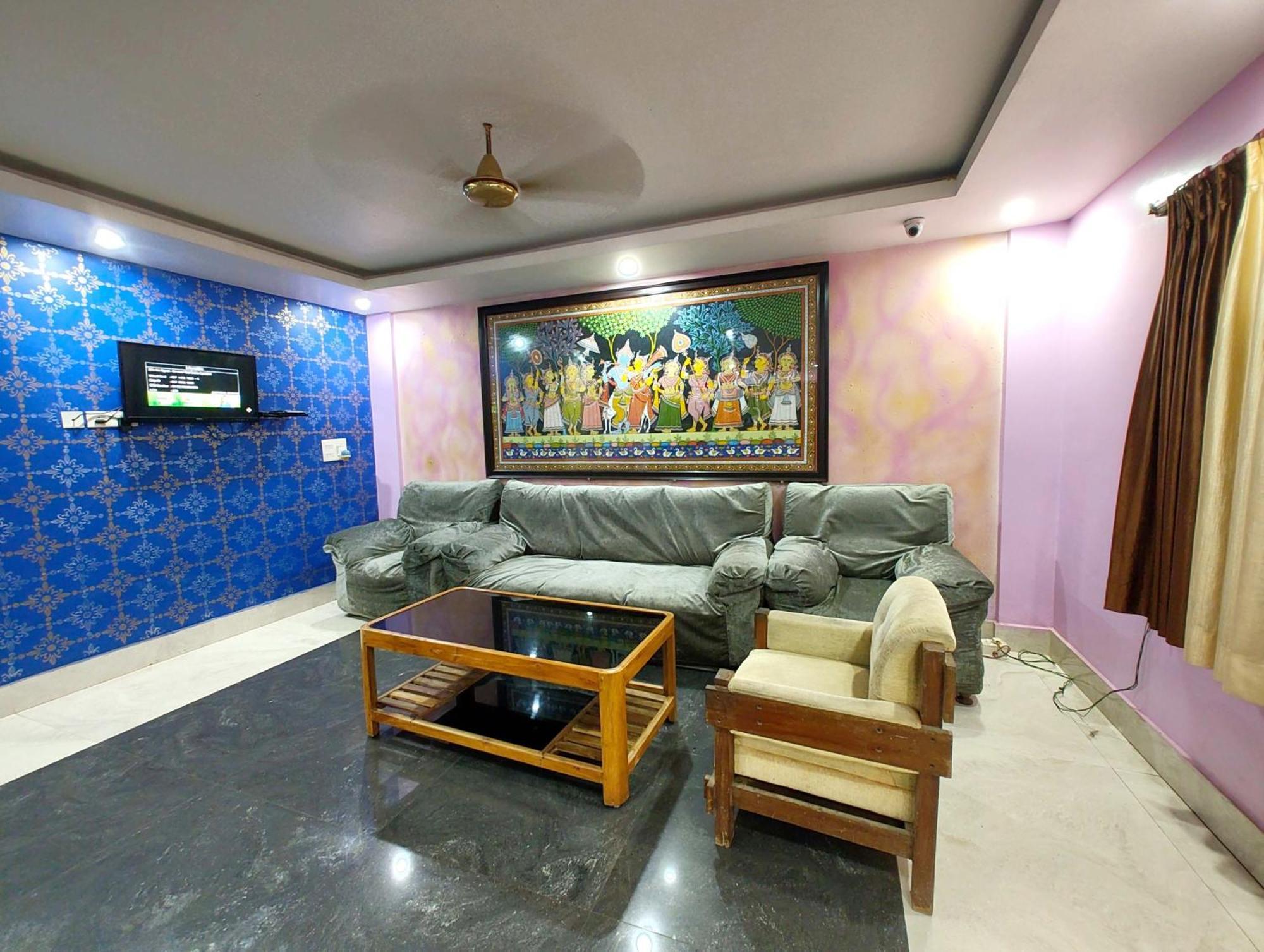 Goroomgo Krishna Residency: Beachside Comfort with Award-Winning Service Puri Exterior photo
