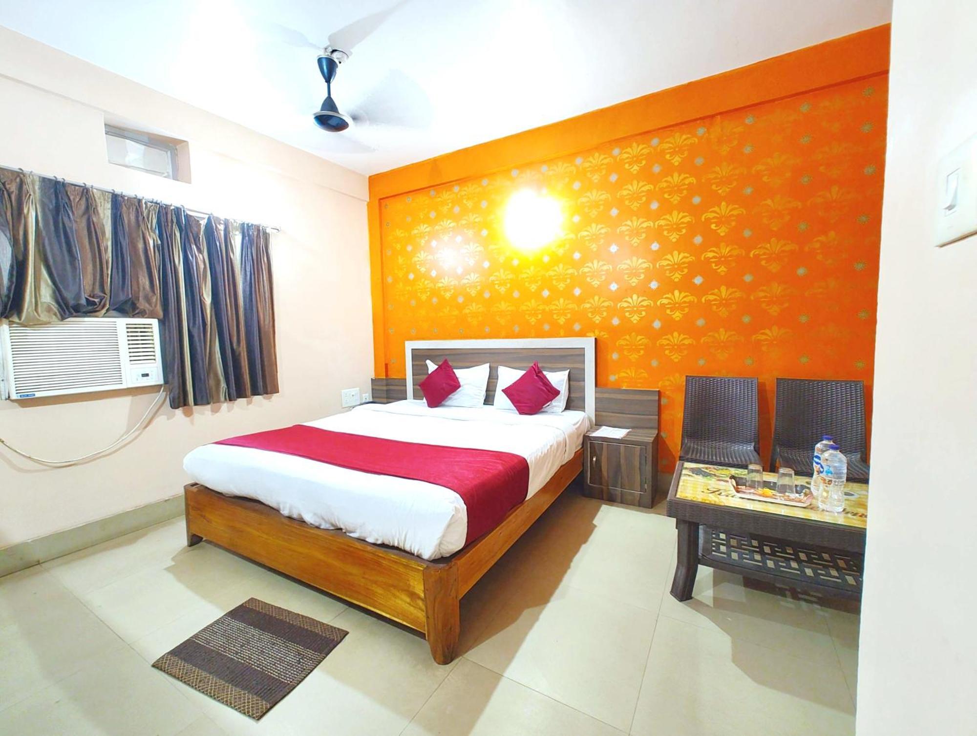 Goroomgo Krishna Residency: Beachside Comfort with Award-Winning Service Puri Exterior photo